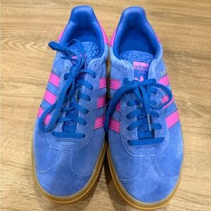 adidas gazelle size 9 Blue Suede Sneakers with Pink Stripes